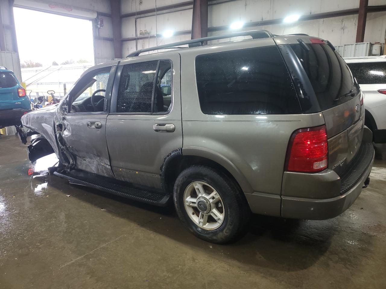 2002 Ford Explorer - Image 2