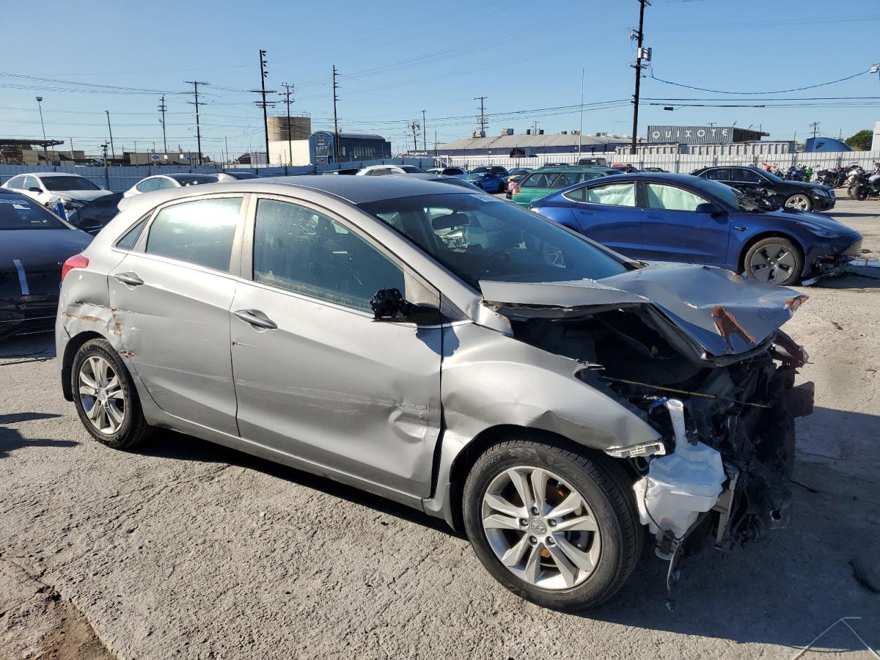 2013 Hyundai Elantra - Image 4