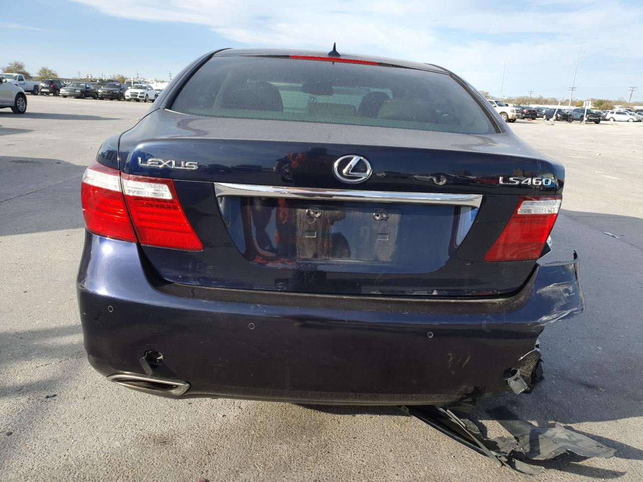 2007 Lexus LS - Image 6
