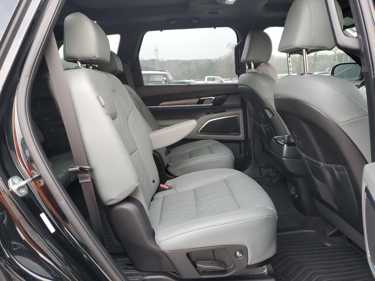 2024 Kia Telluride - Image 11