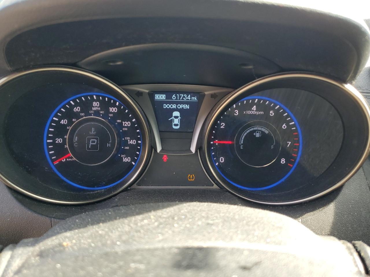 2014 Hyundai Genesis - Image 9