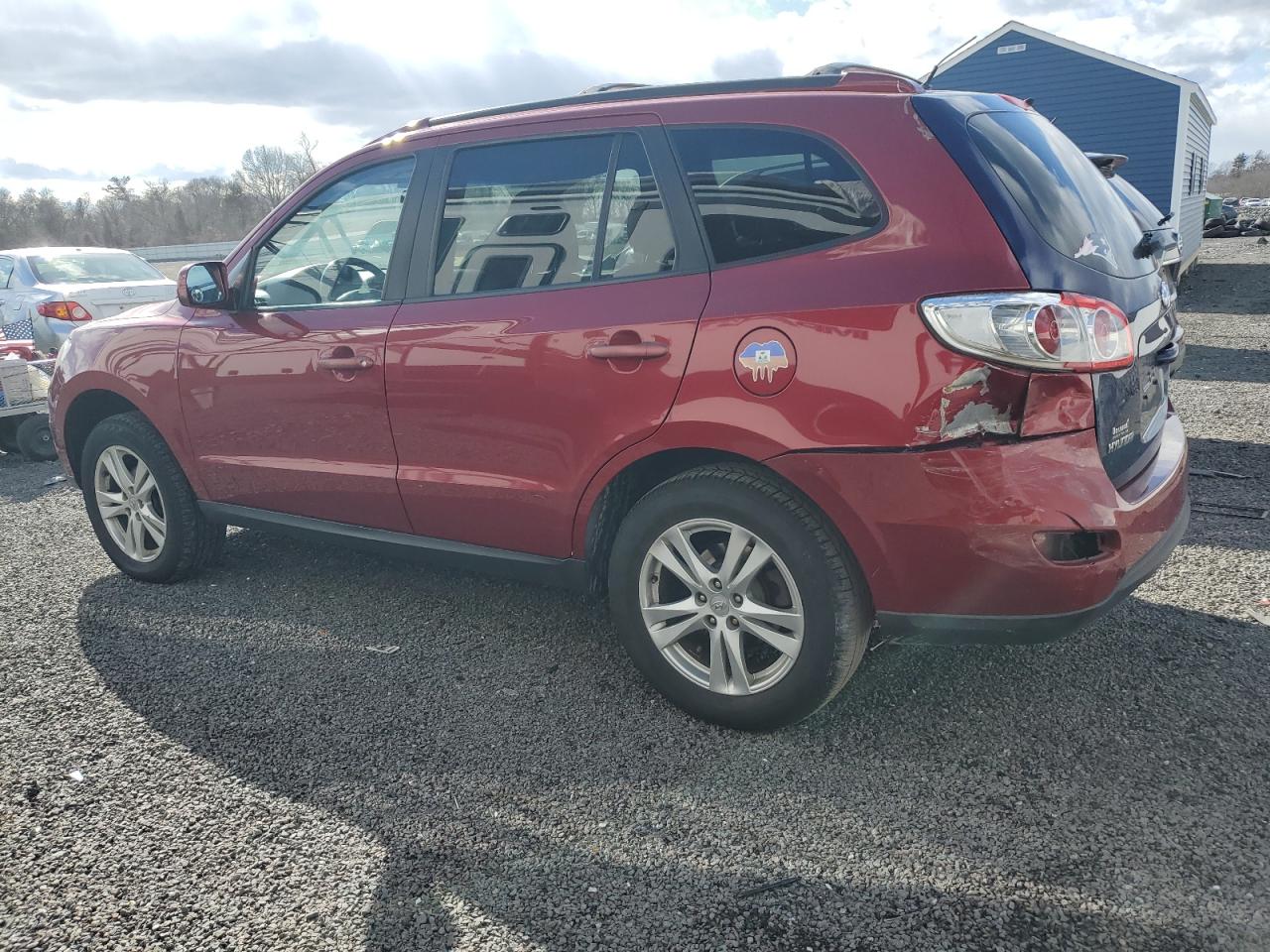 2010 Hyundai Santa Fe - Image 2