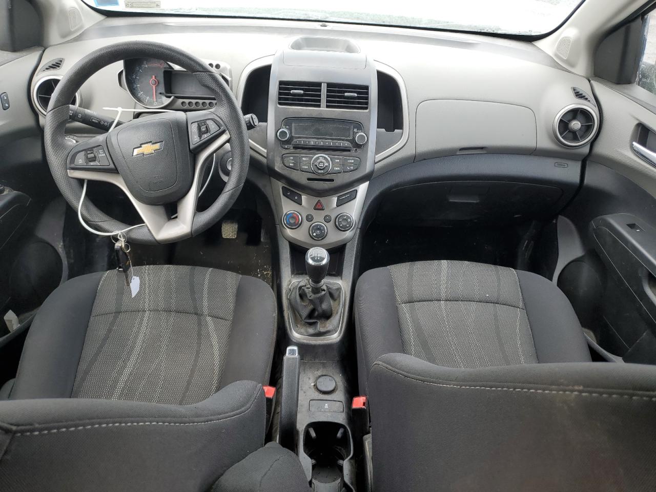 2015 Chevrolet Sonic - Image 8