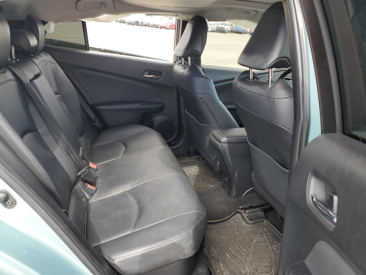 2018 Toyota Prius - Image 10