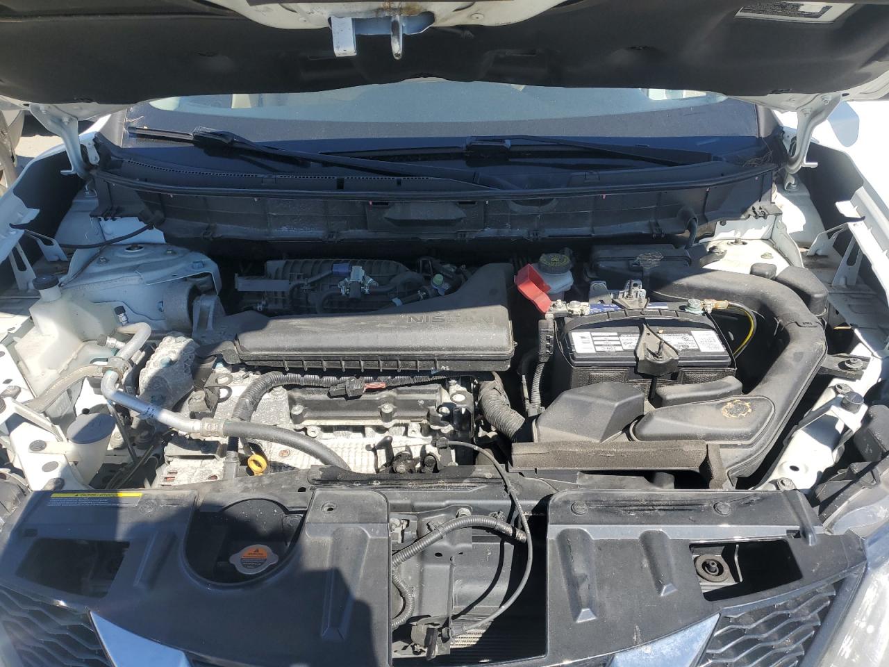 2015 Nissan Rogue - Image 11