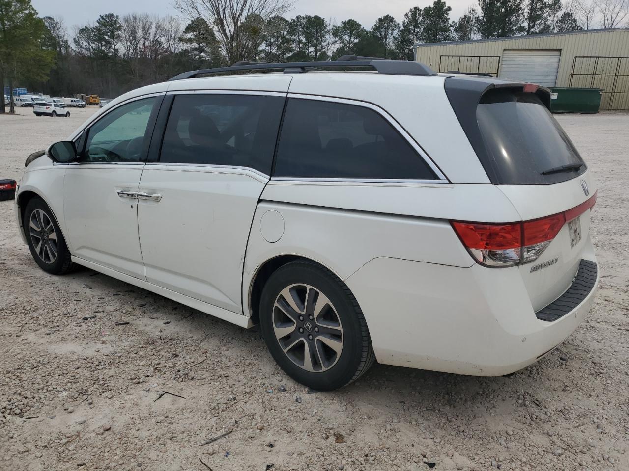 2014 Honda Odyssey - Image 2