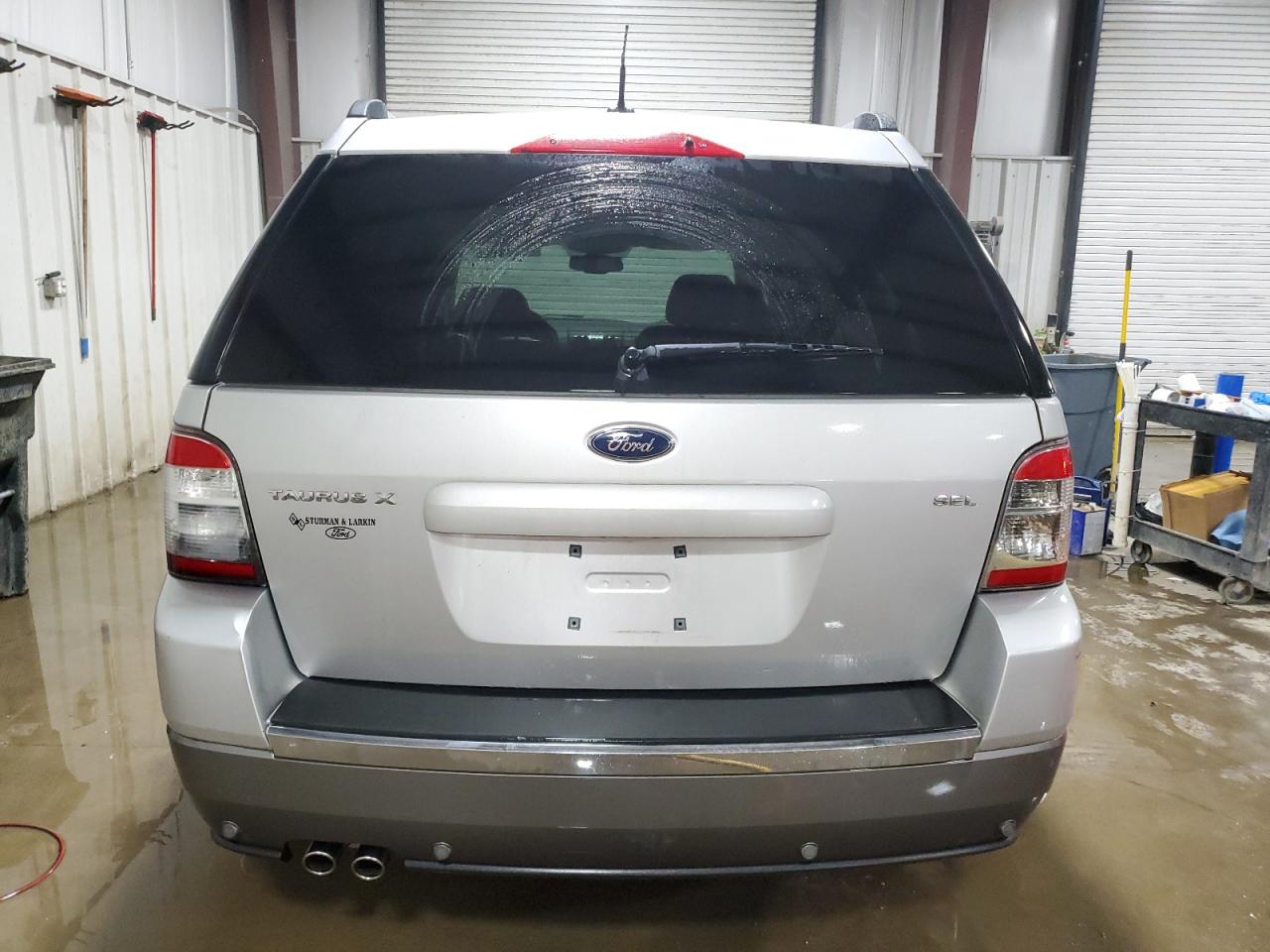 2009 Ford Taurus - Image 6