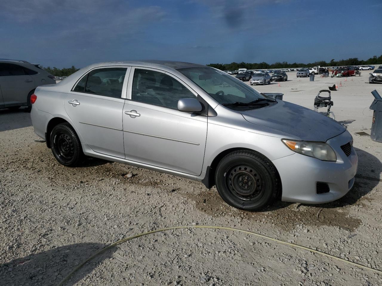 2010 Toyota Corolla - Image 4