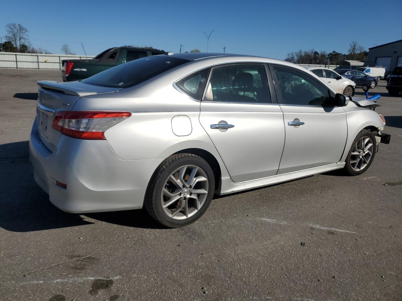 2015 Nissan Sentra - Image 3