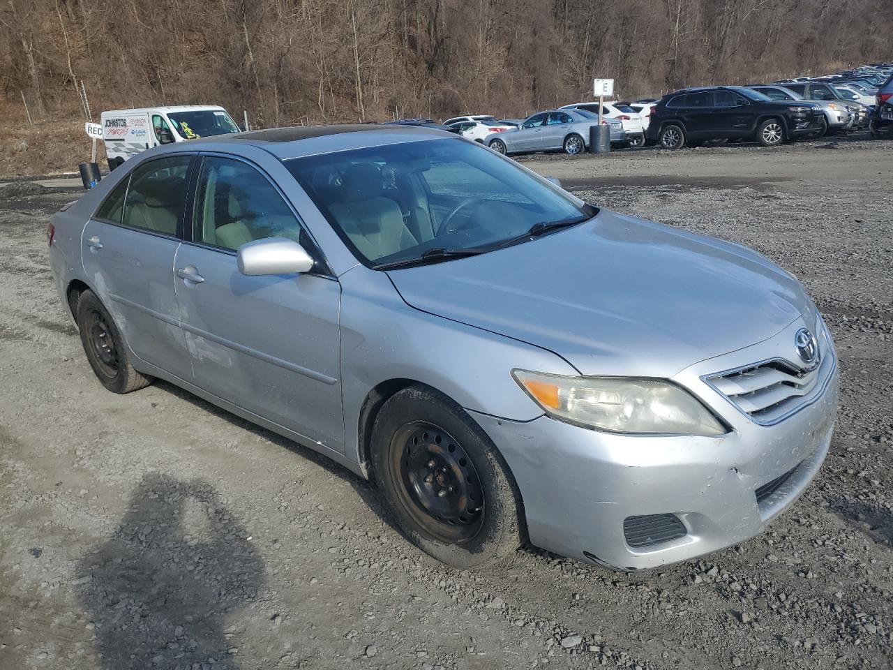 2010 Toyota Camry - Image 4