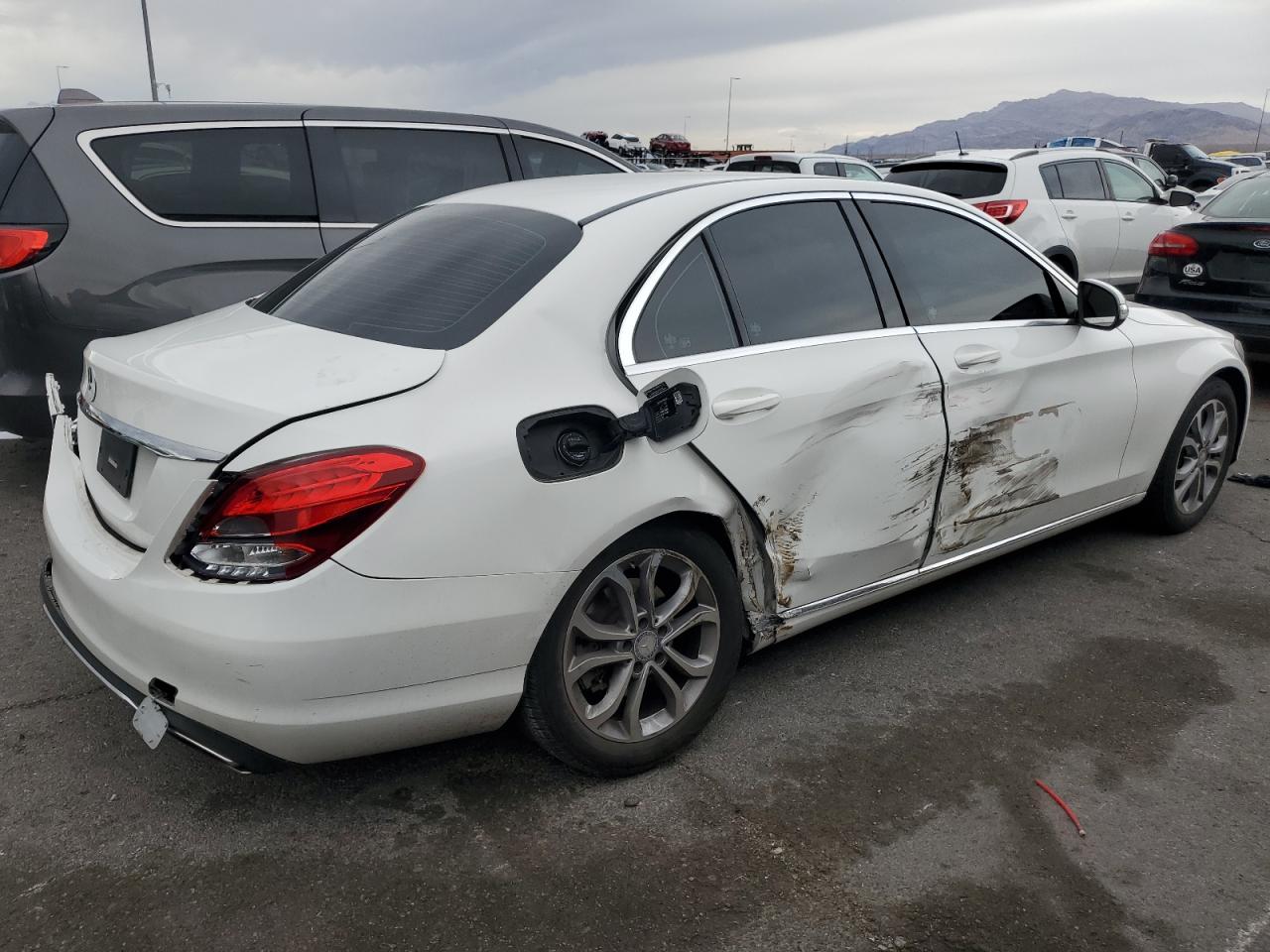 2015 Mercedes-Benz C-klasse - Image 3