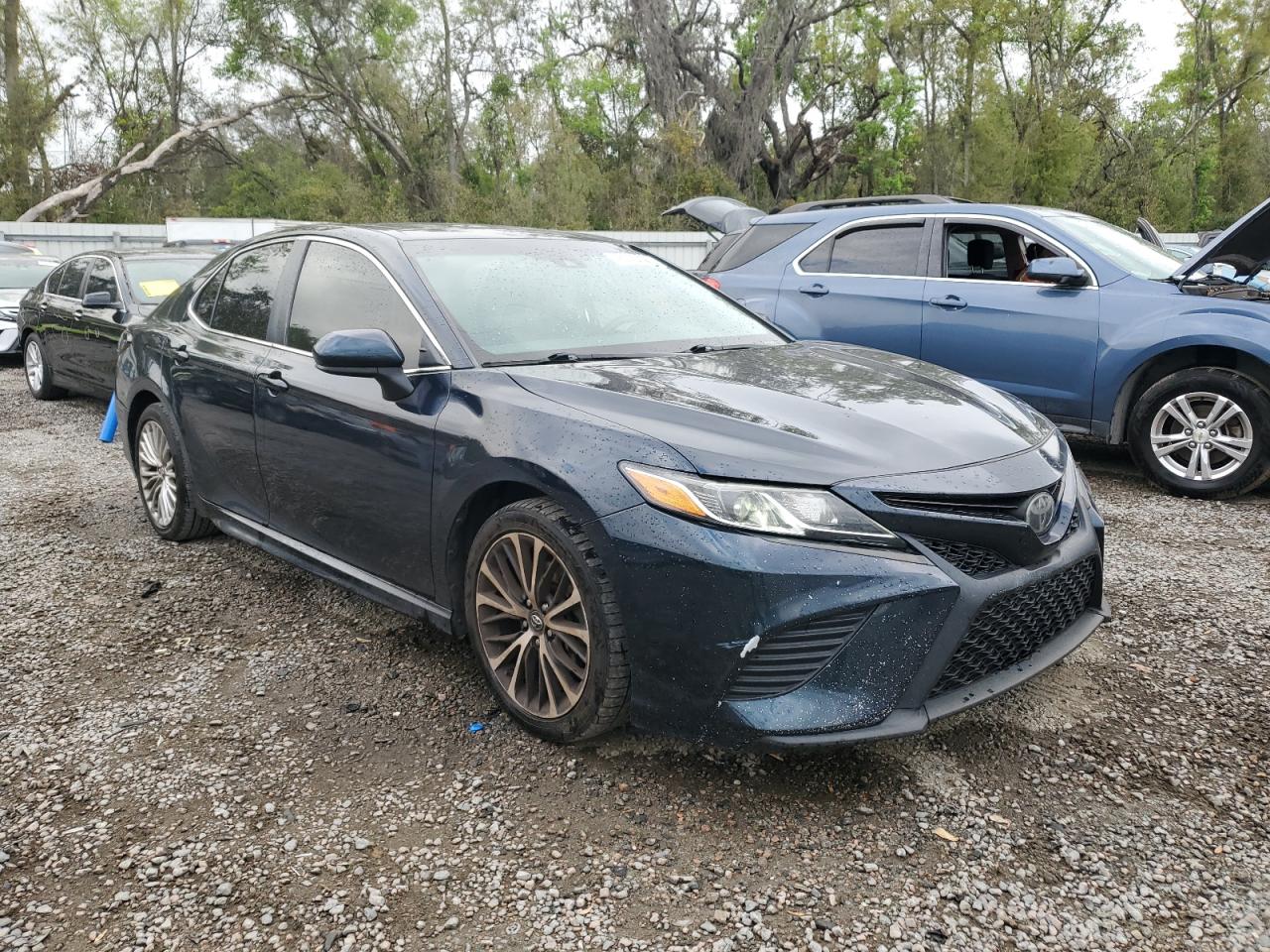 2019 Toyota Camry - Image 4