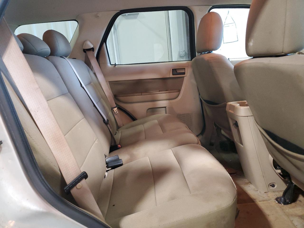 2009 Ford Escape - Image 11
