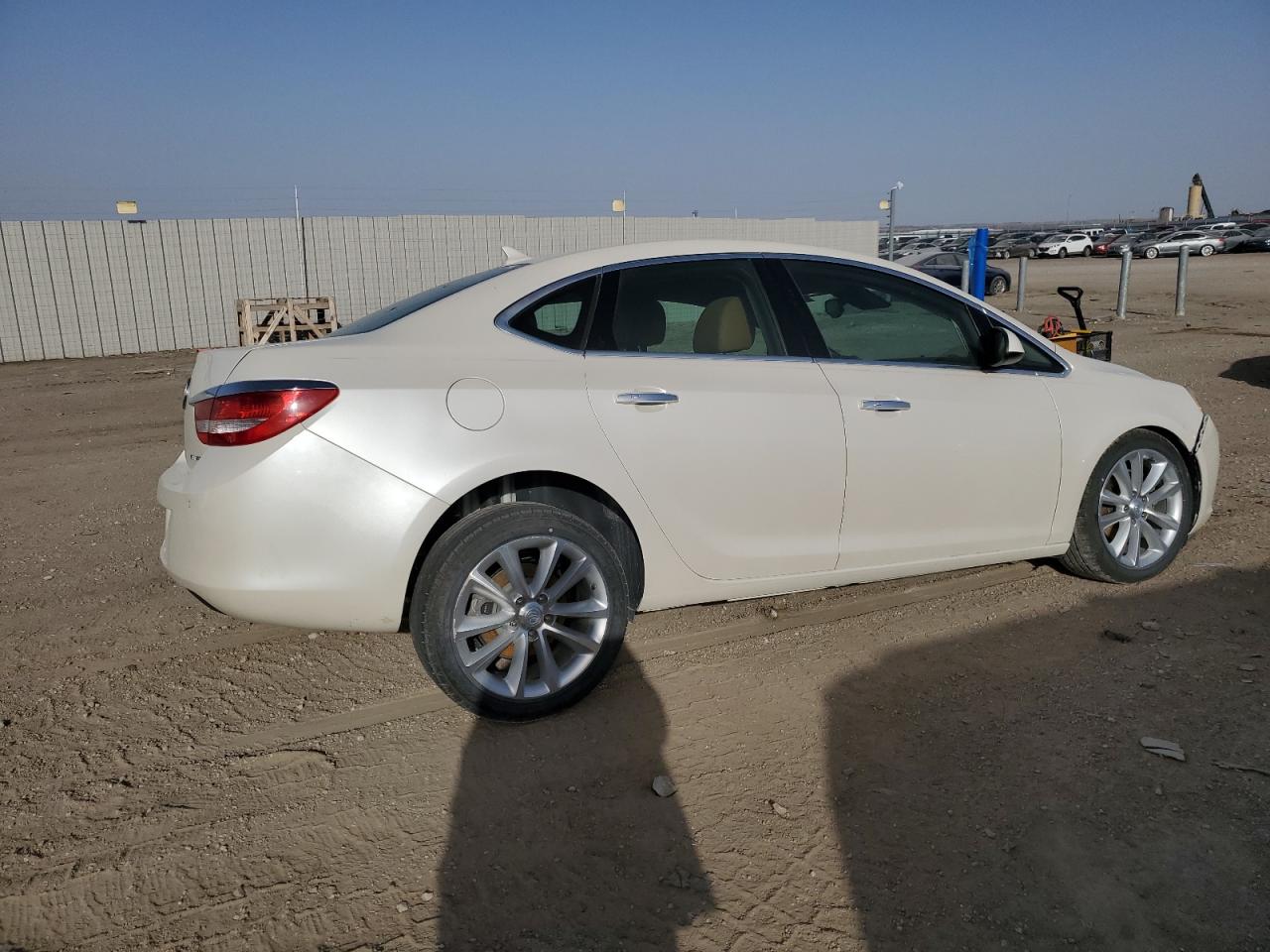 2014 Buick Verano - Image 3