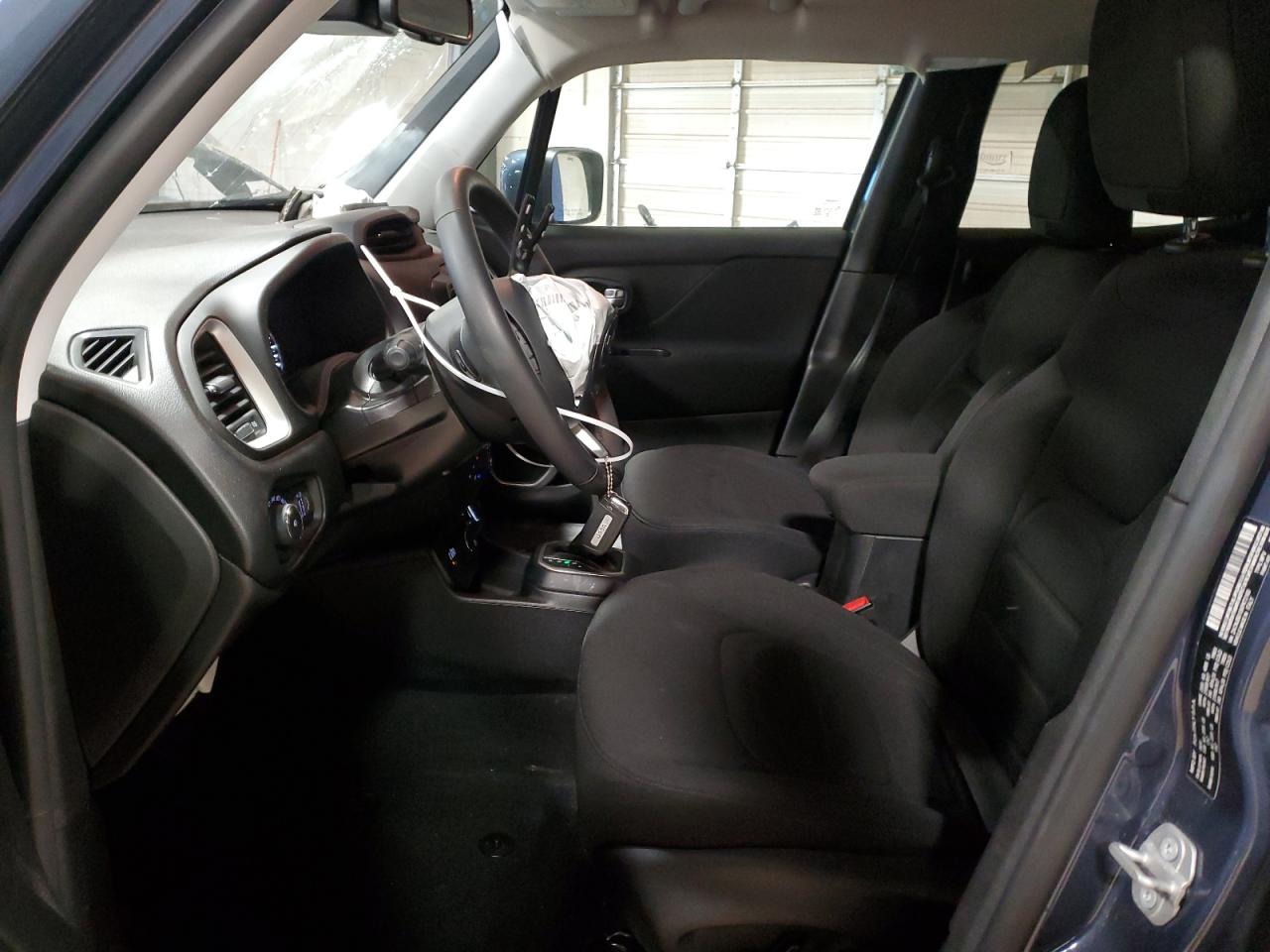2019 Jeep Renegade - Image 7
