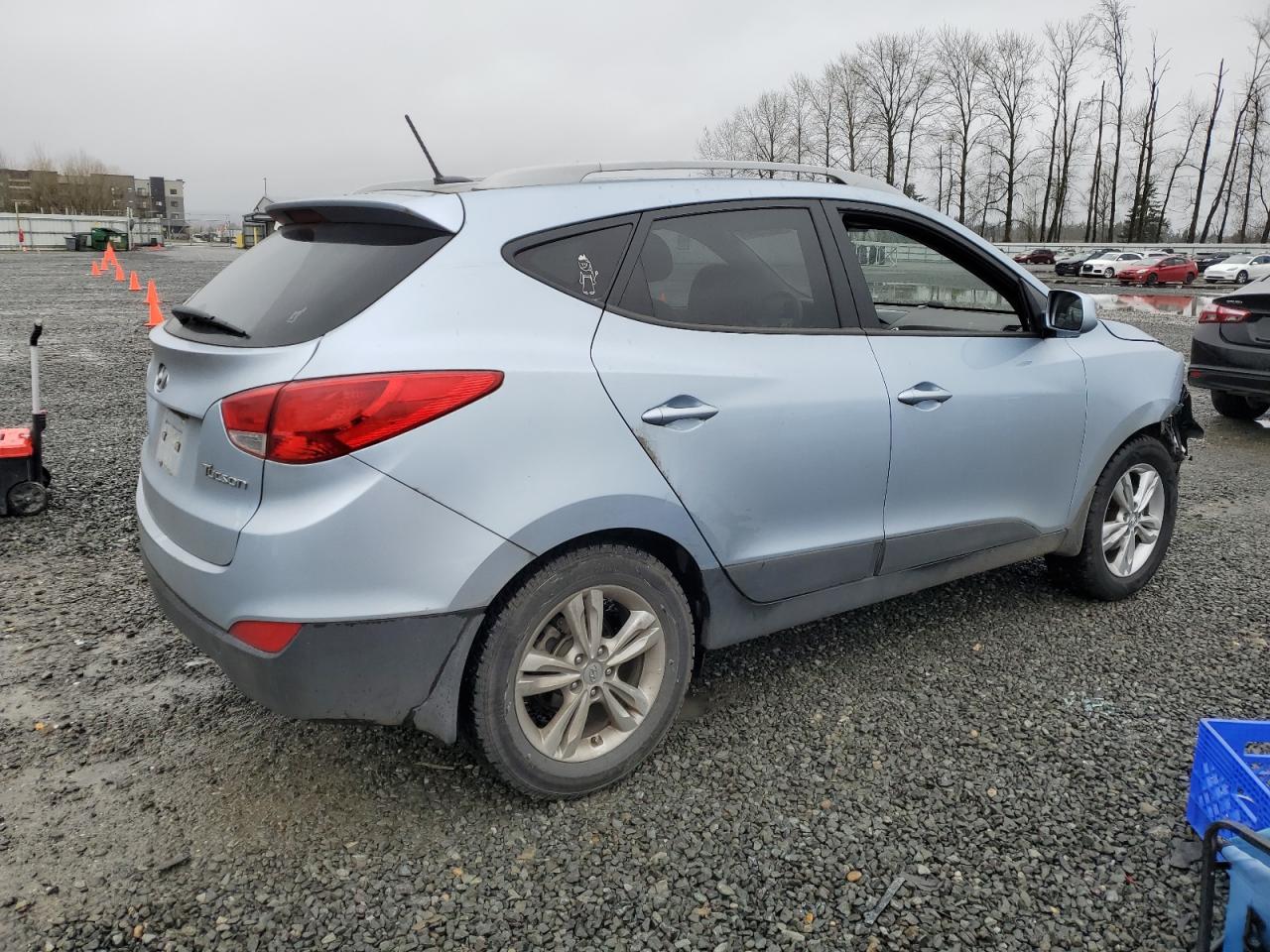 2011 Hyundai Tucson - Image 3