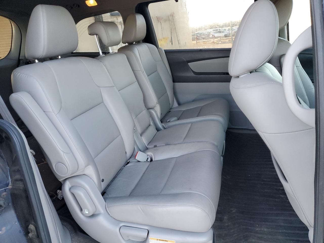 2014 Honda Odyssey - Image 11