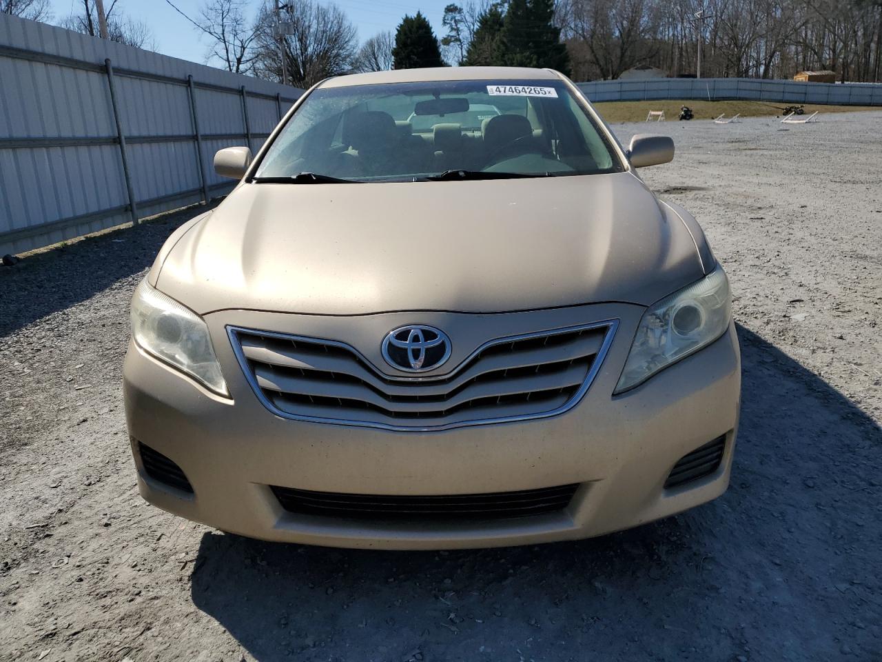 2011 Toyota Camry - Image 5