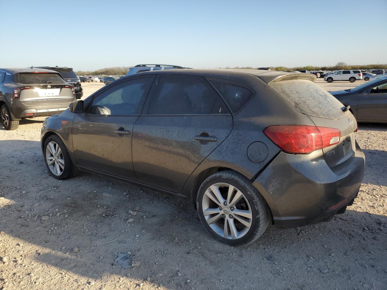 2013 Kia Forte - Image 2