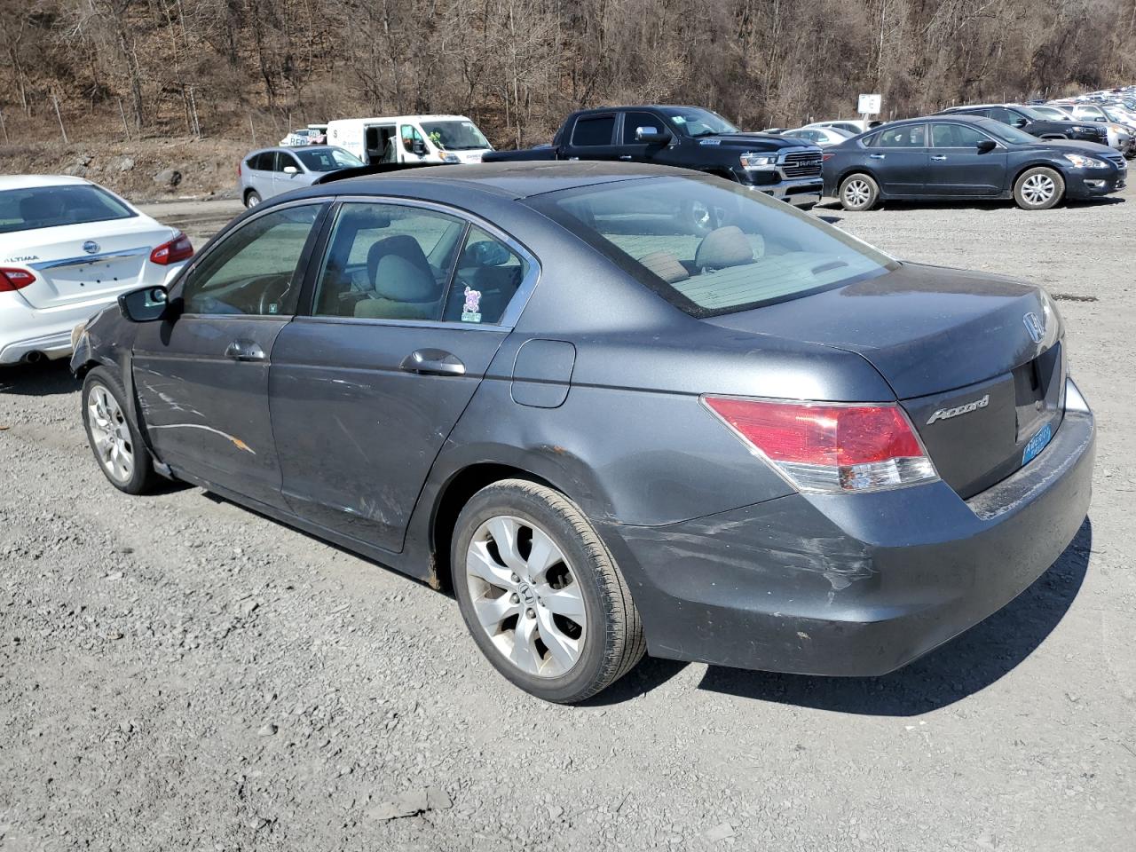 2009 Honda Accord - Image 2