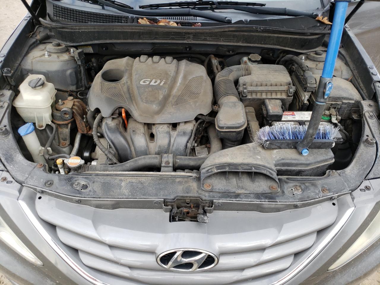 2013 Hyundai Sonata - Image 11