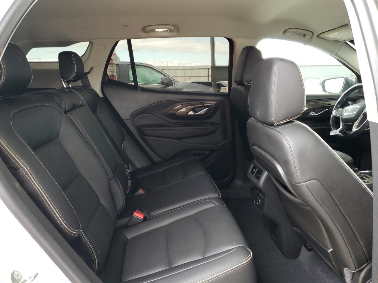 2019 GMC Terrain - Image 11