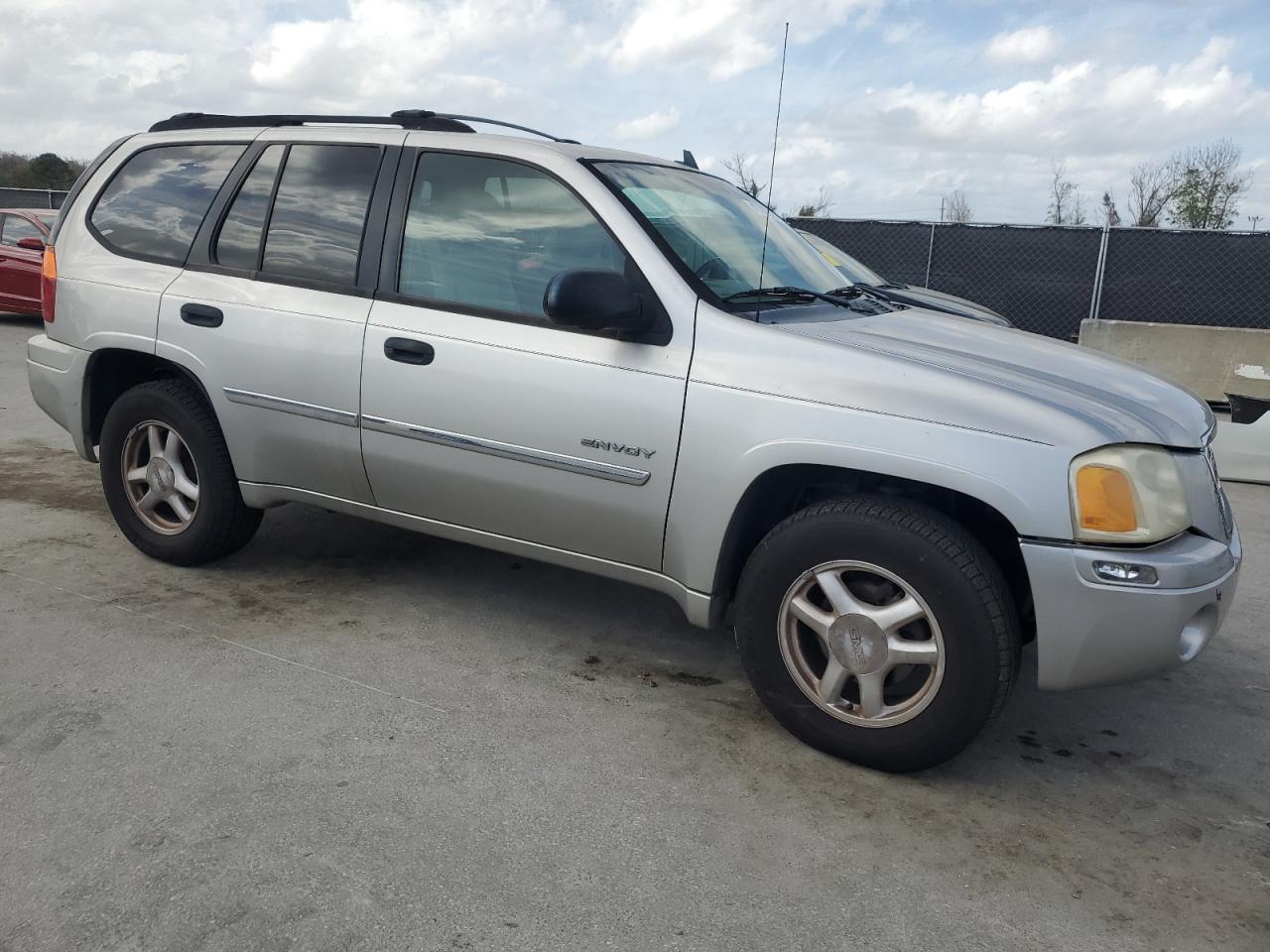 2006 GMC Envoy - Image 4