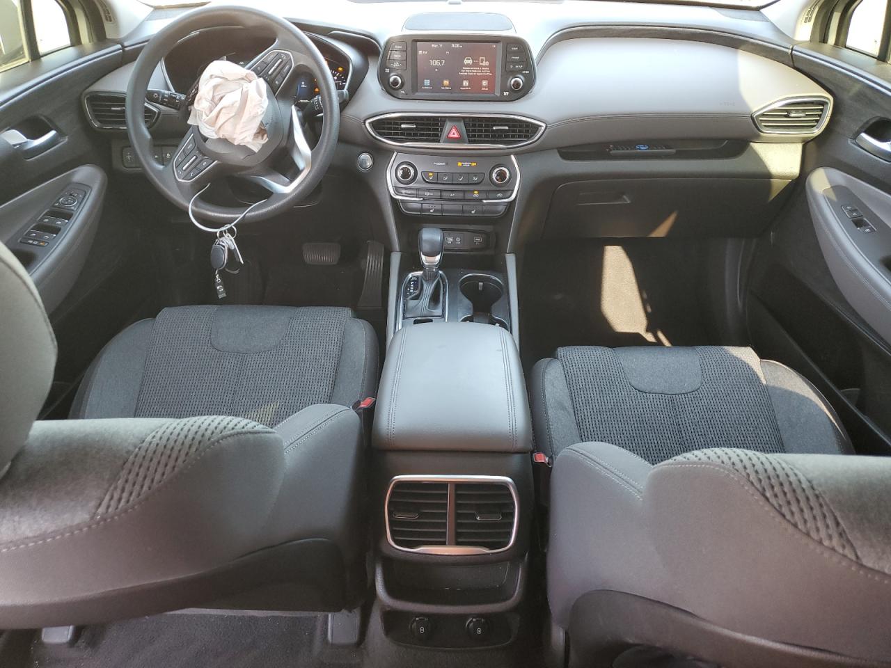 2020 Hyundai Santa Fe - Image 8