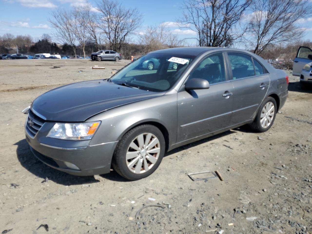 2009 Hyundai Sonata - Image 1