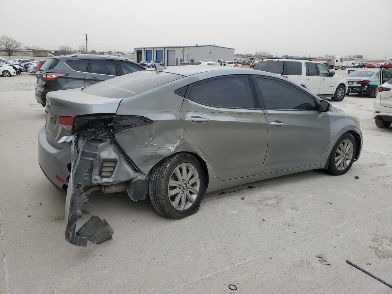 2015 Hyundai Elantra - Image 3