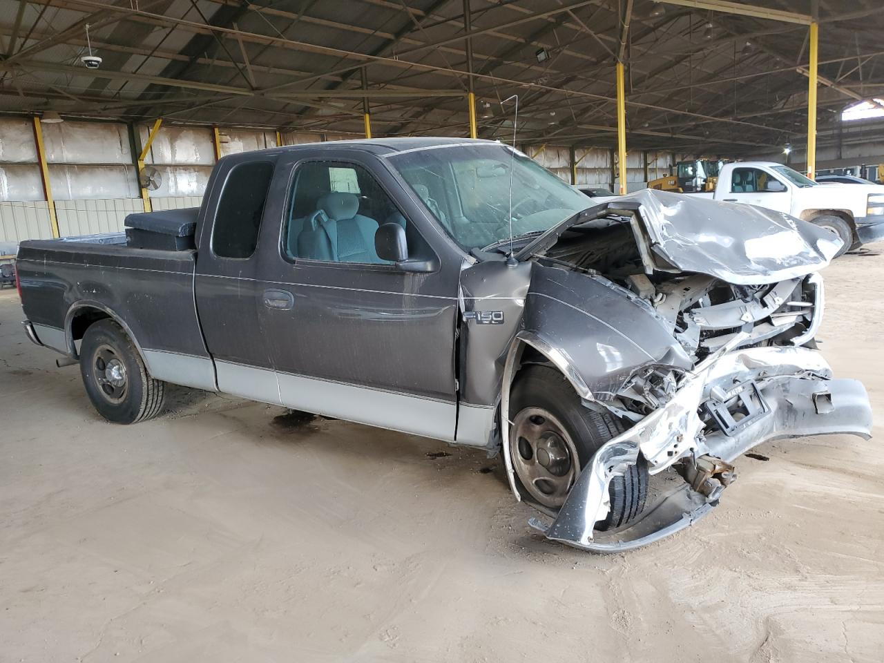 2004 Ford F-150 - Image 4