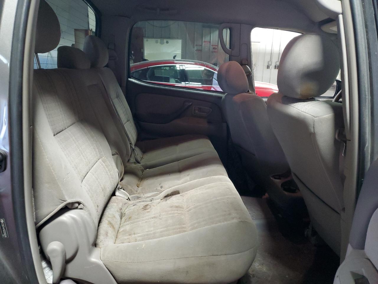 2005 Toyota Tundra - Image 10
