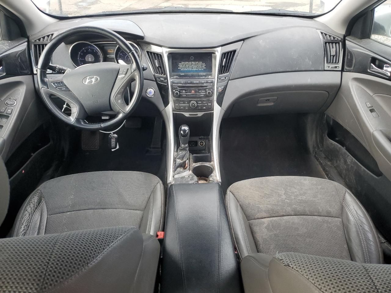 2014 Hyundai Sonata - Image 8