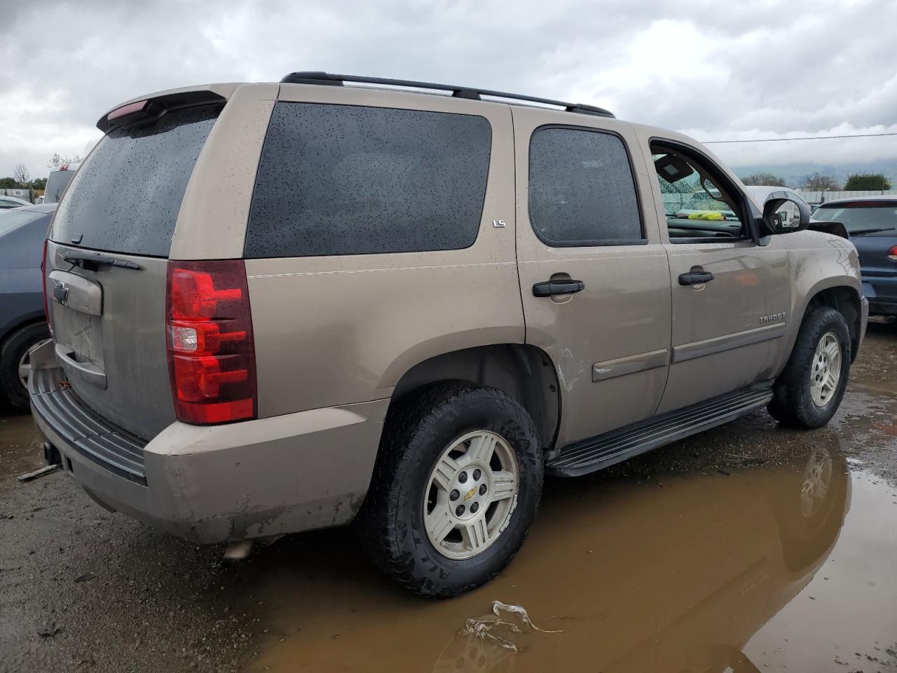 2007 Chevrolet Tahoe - Image 3