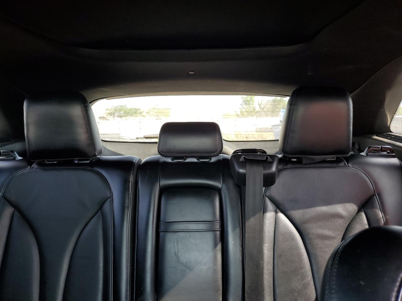 2015 Lincoln MKZ - Image 10