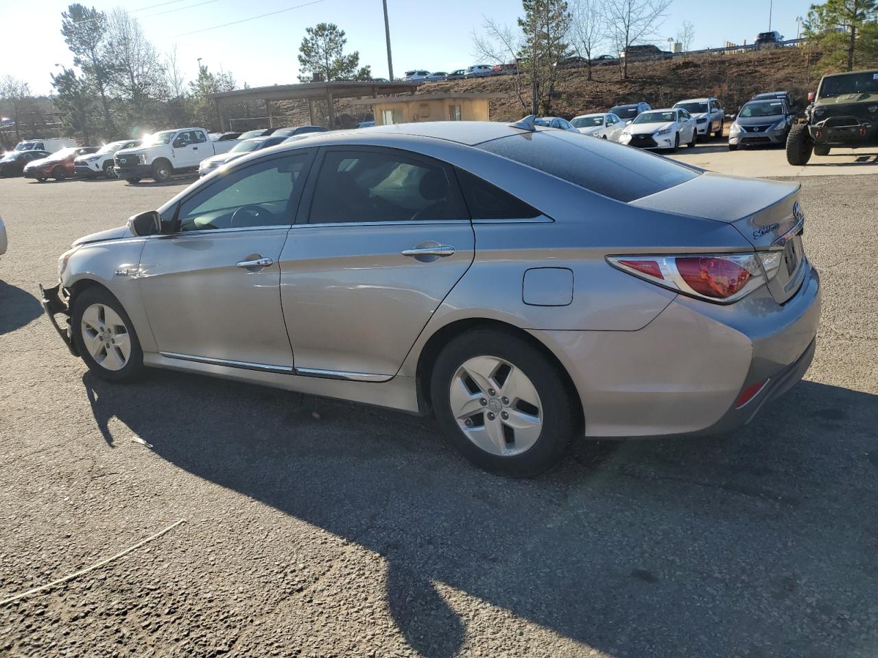 2011 Hyundai Sonata - Image 2