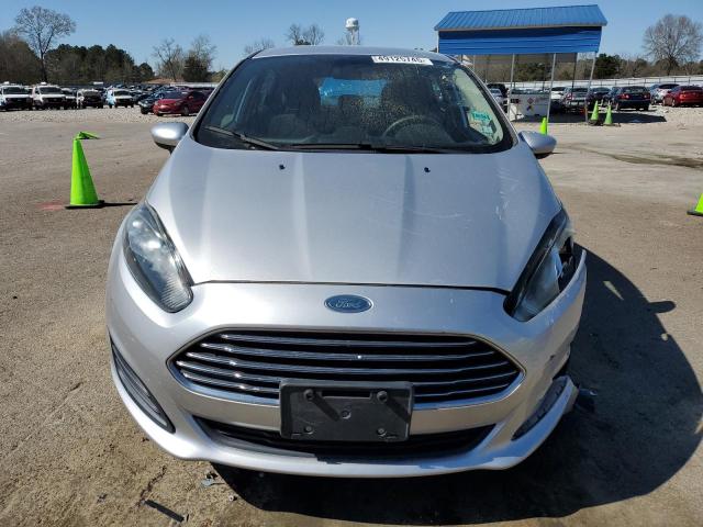  FORD FIESTA 2018 Серебристый