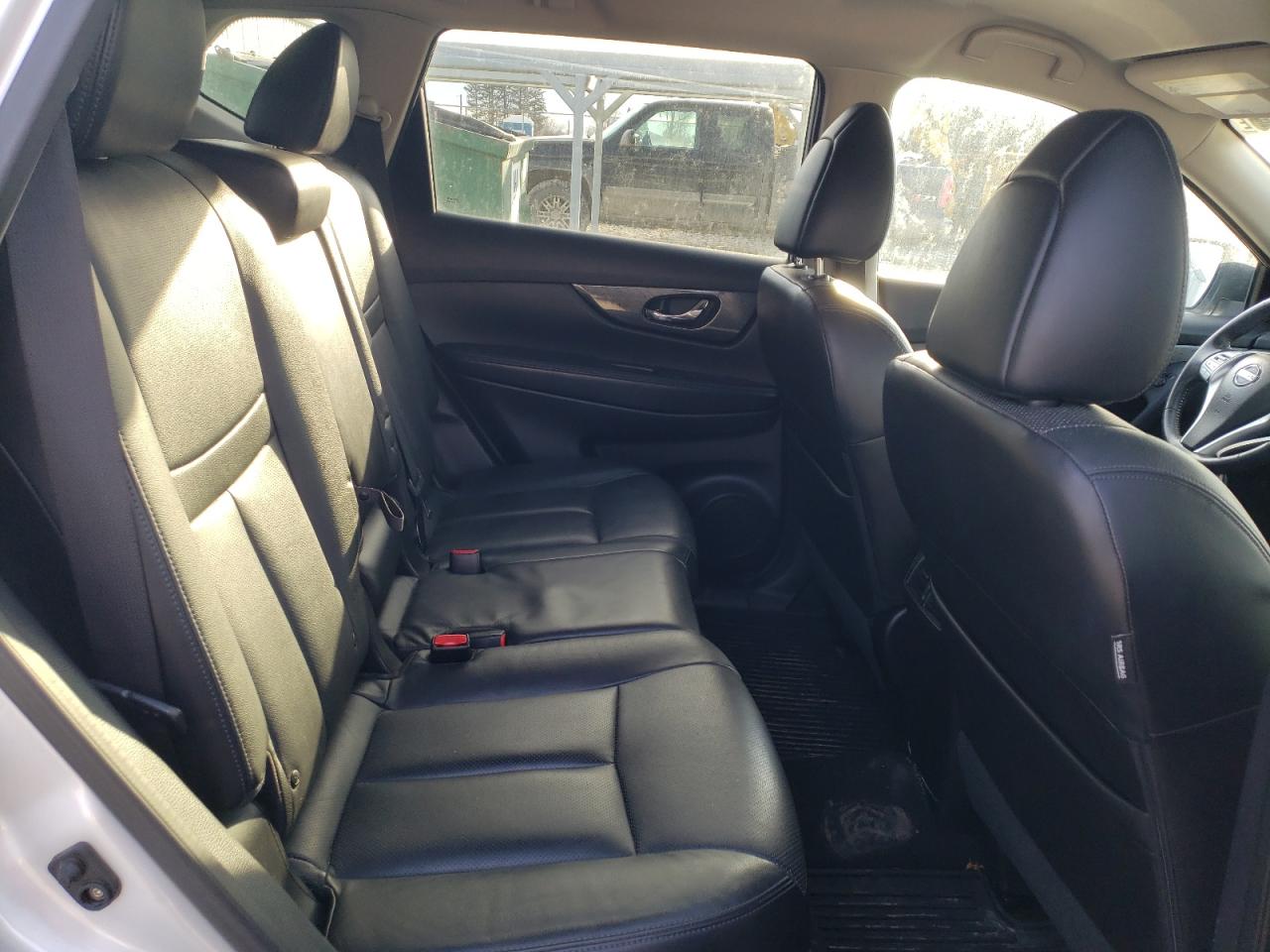 2014 Nissan Rogue - Image 11