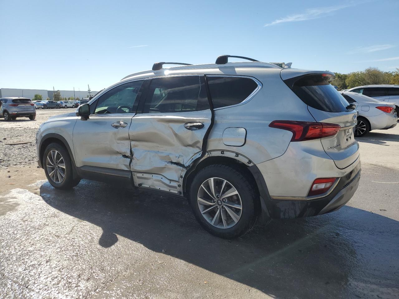 2020 Hyundai Santa Fe - Image 2