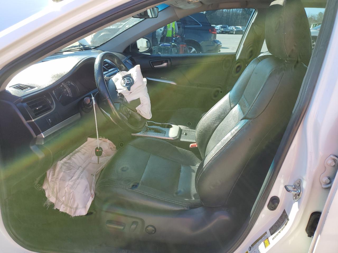 2014 Toyota Camry - Image 7