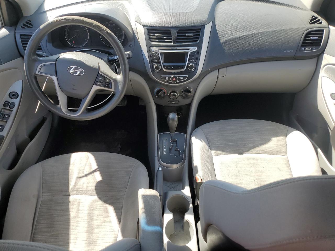 2016 Hyundai Accent - Image 8