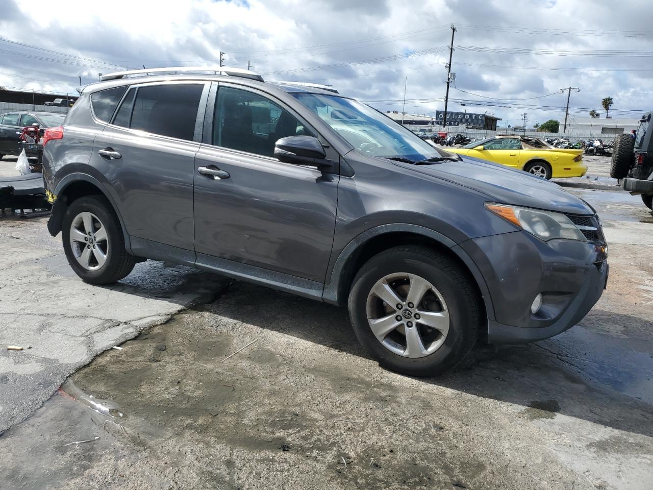 2015 Toyota RAV 4 - Image 4