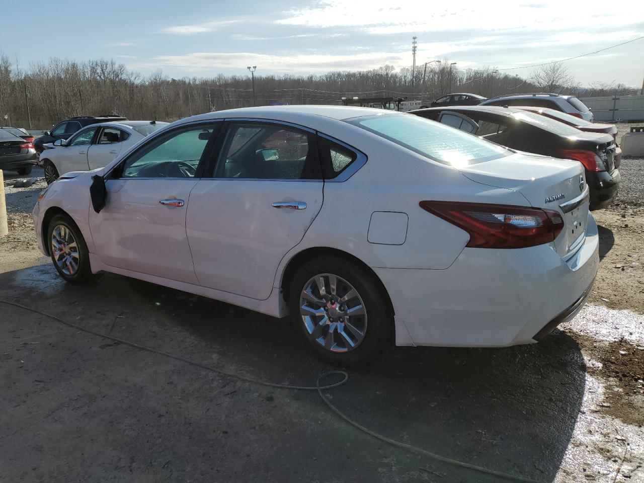 2018 Nissan Altima - Image 2