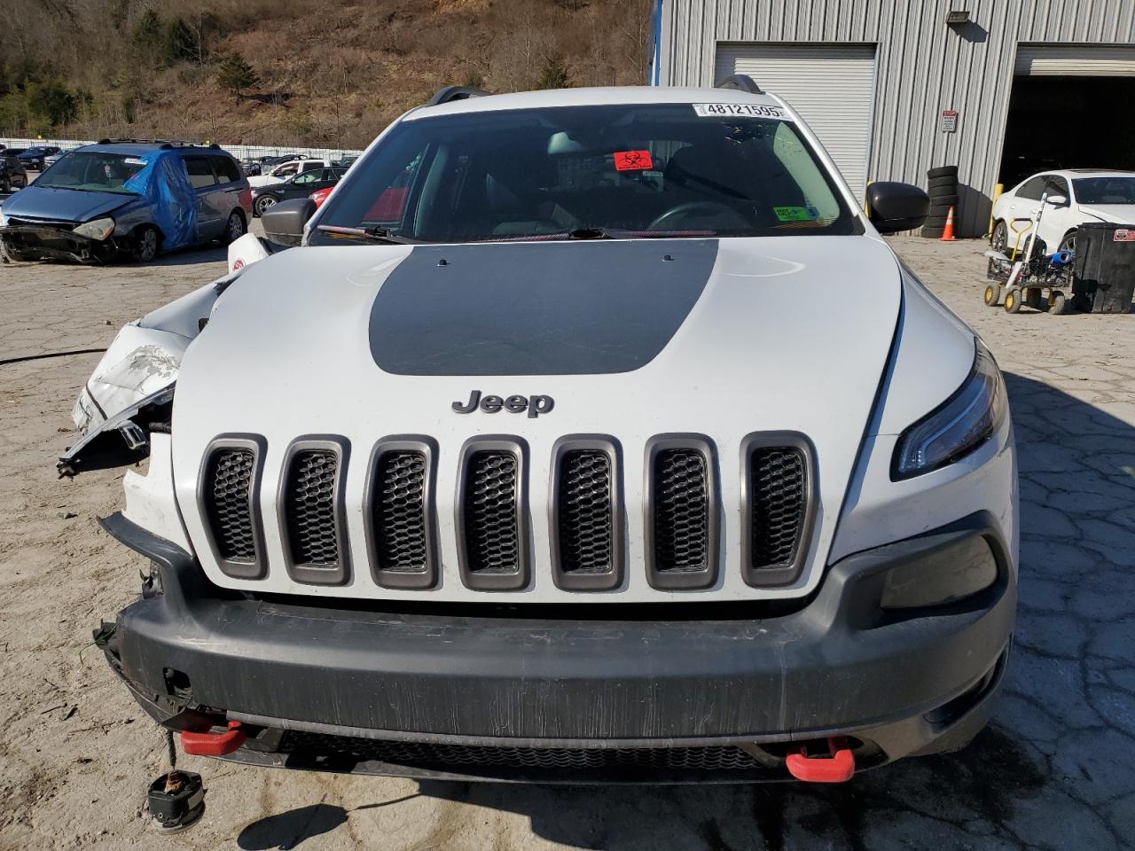 2016 Jeep Cherokee - Image 5