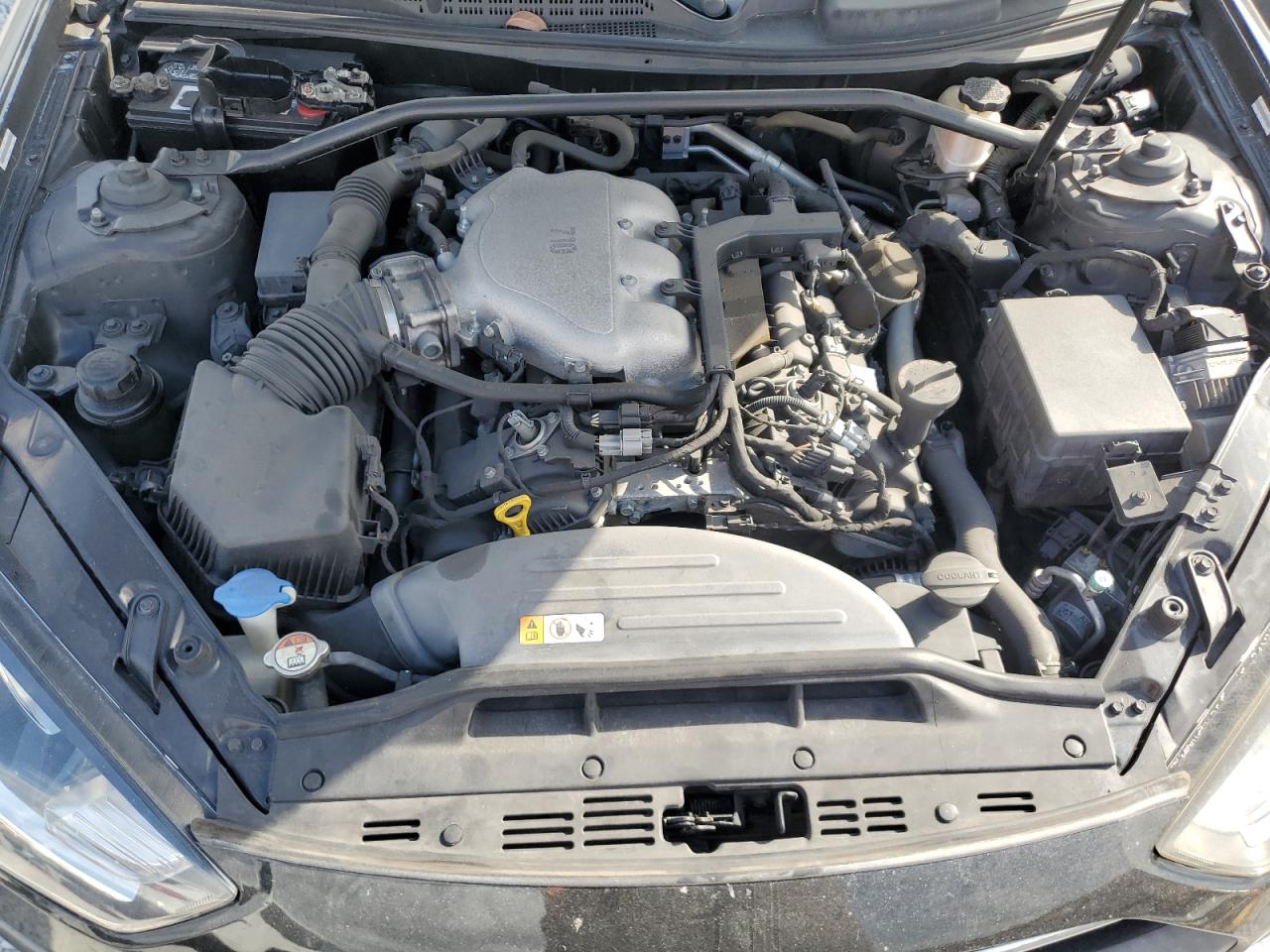 2015 Hyundai Genesis - Image 11