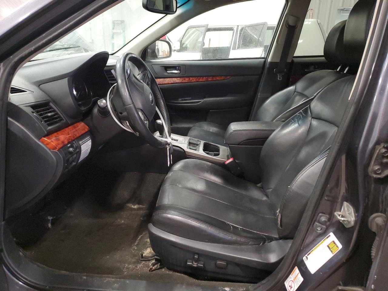2012 Subaru Outback - Image 7