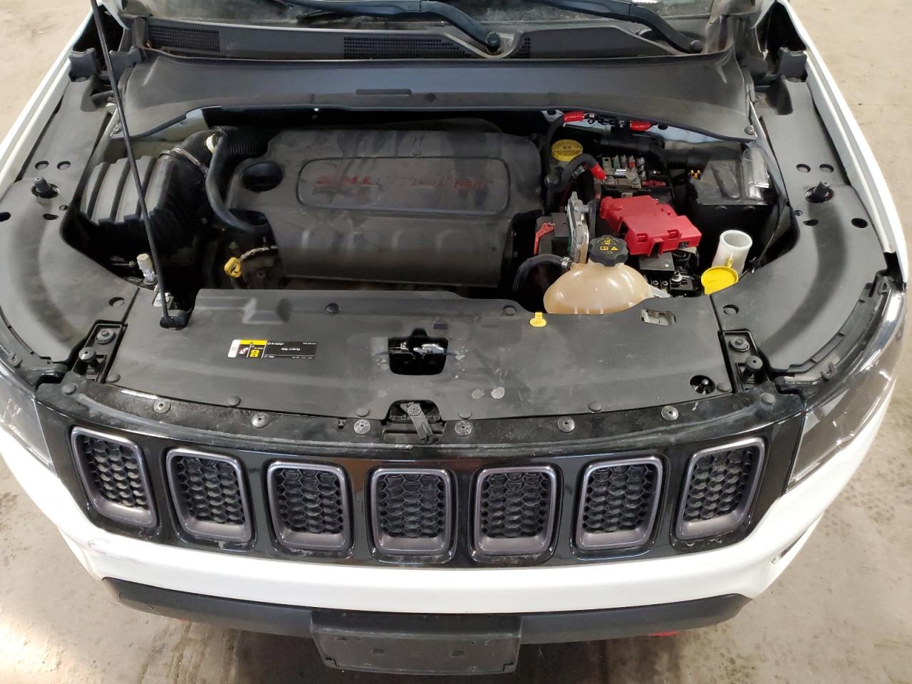 2019 Jeep Compass - Image 14