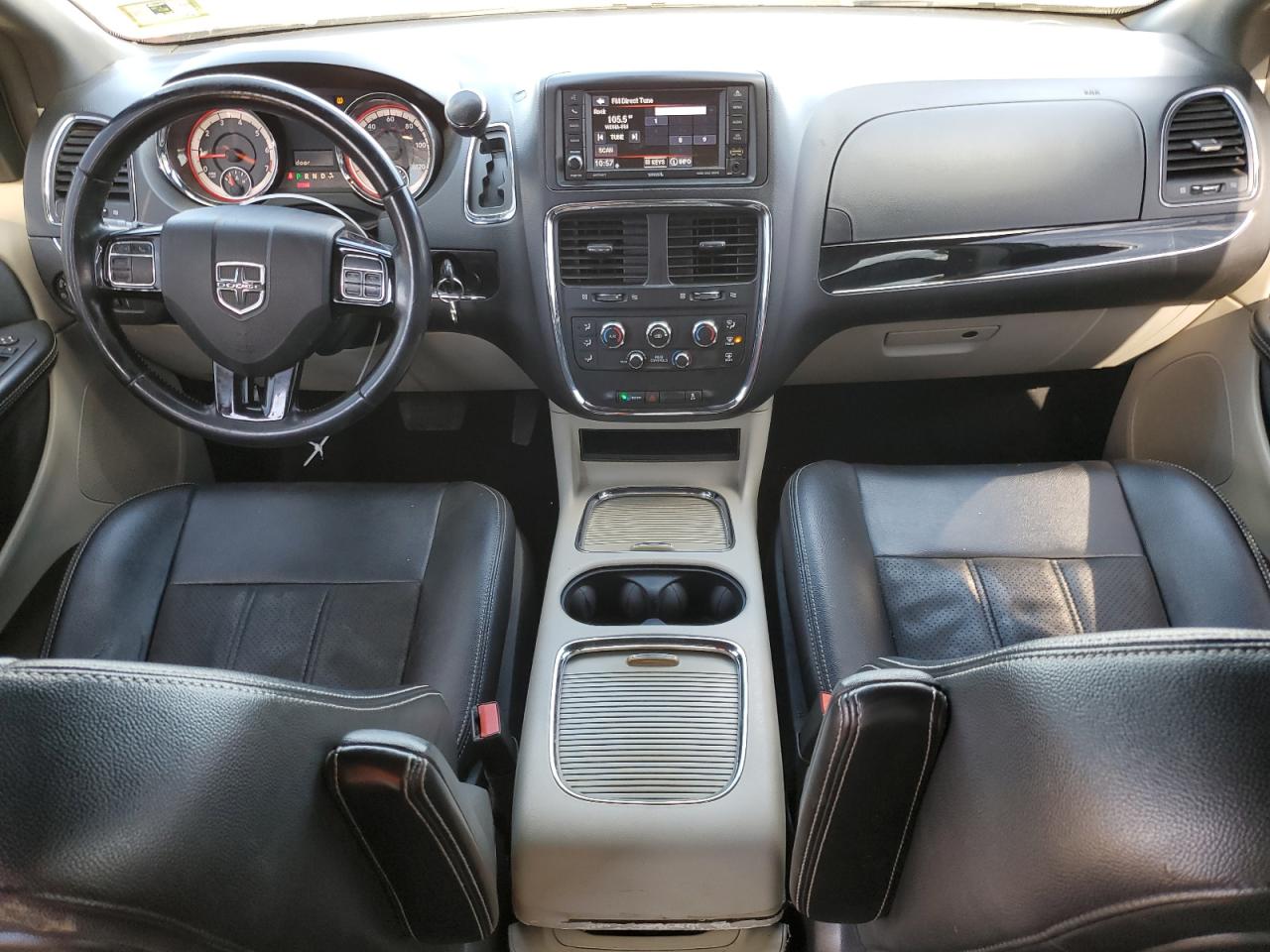 2019 Dodge Caravan - Image 8