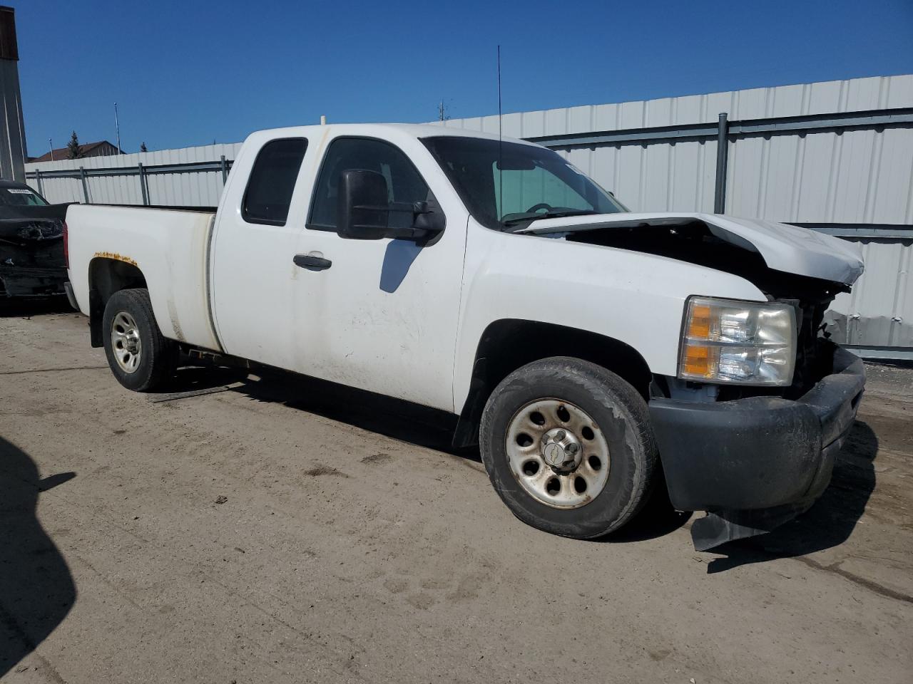 2011 Chevrolet Silverado - Image 4