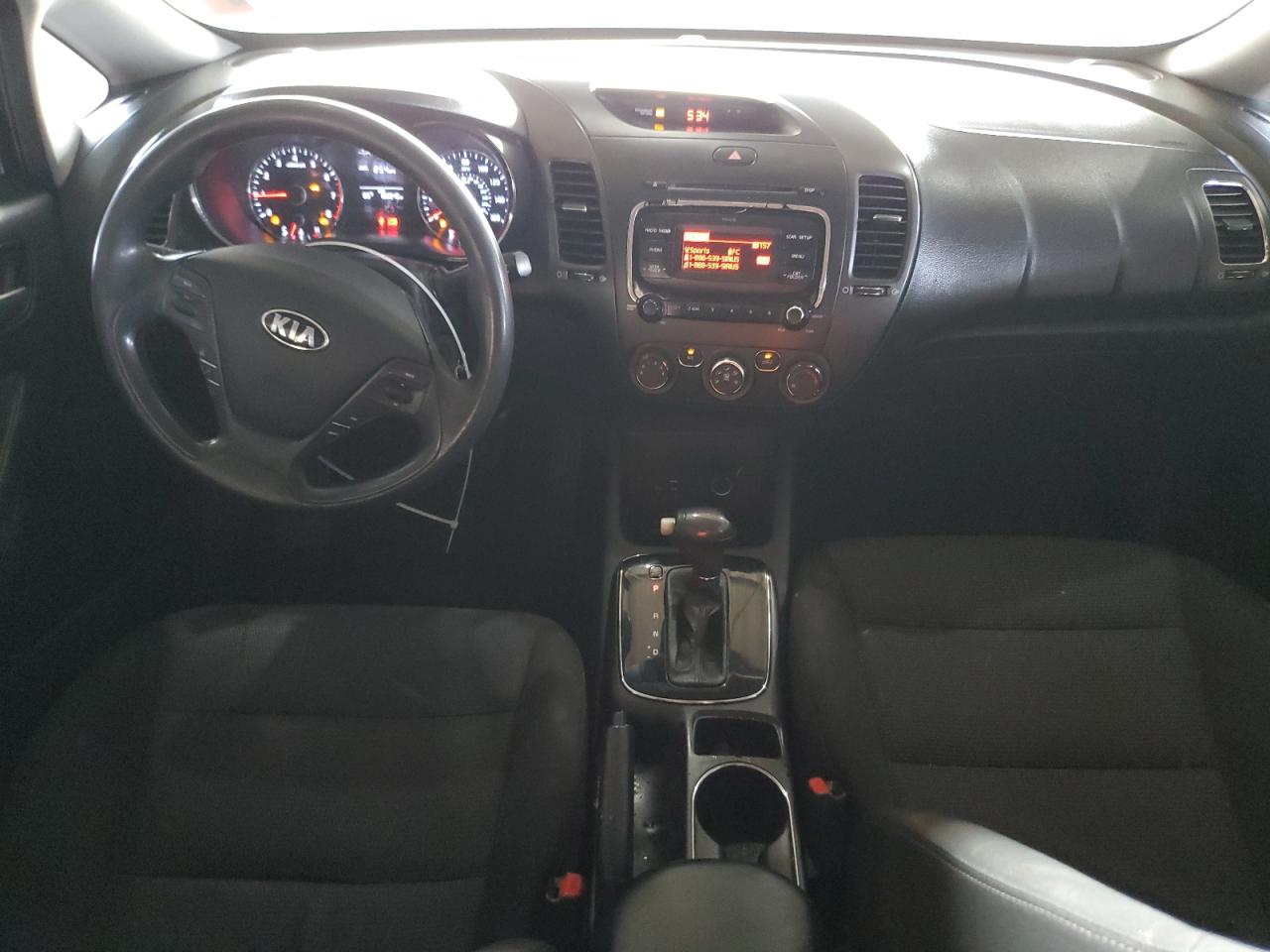 2017 Kia Forte - Image 8